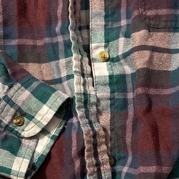 American eagle size xl burgundy and green plaid button down ahh maxing soft - Picture 2 of 4